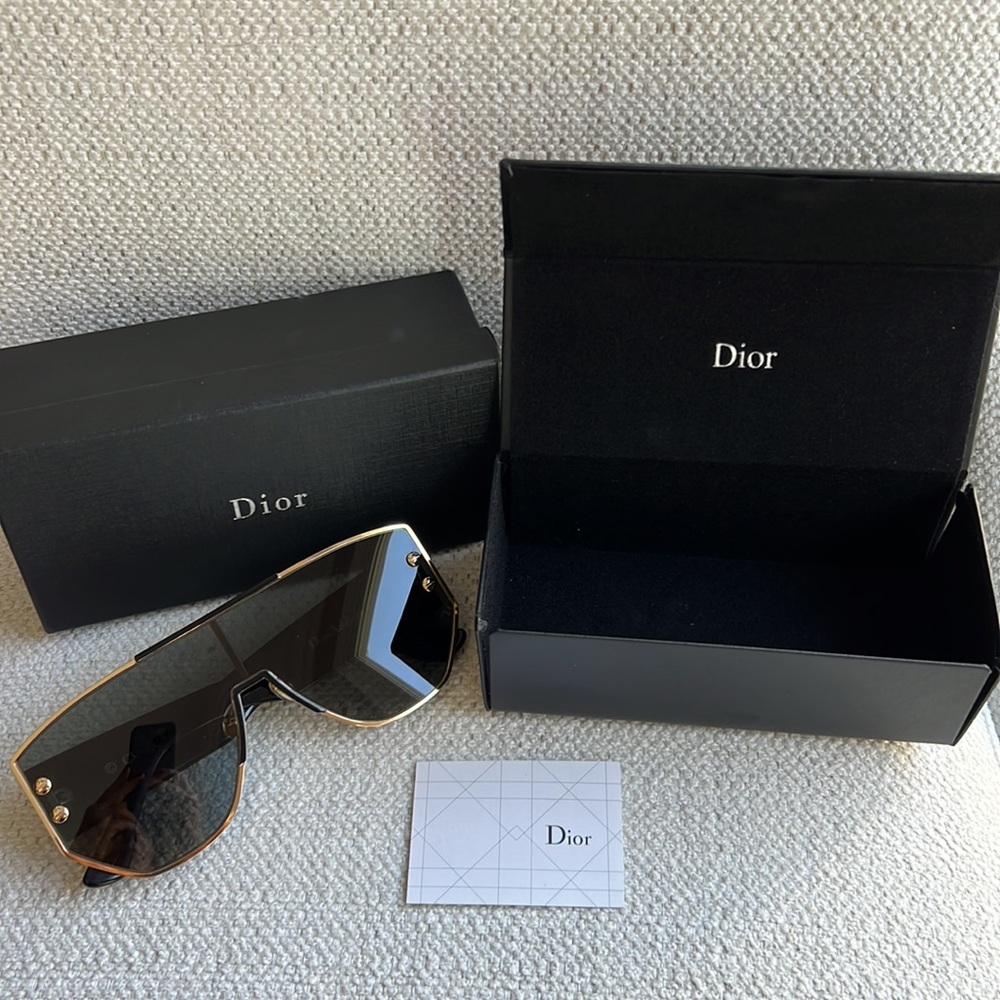 Dior Black and Gold Shield Sunglasses - Picture 4 of 9